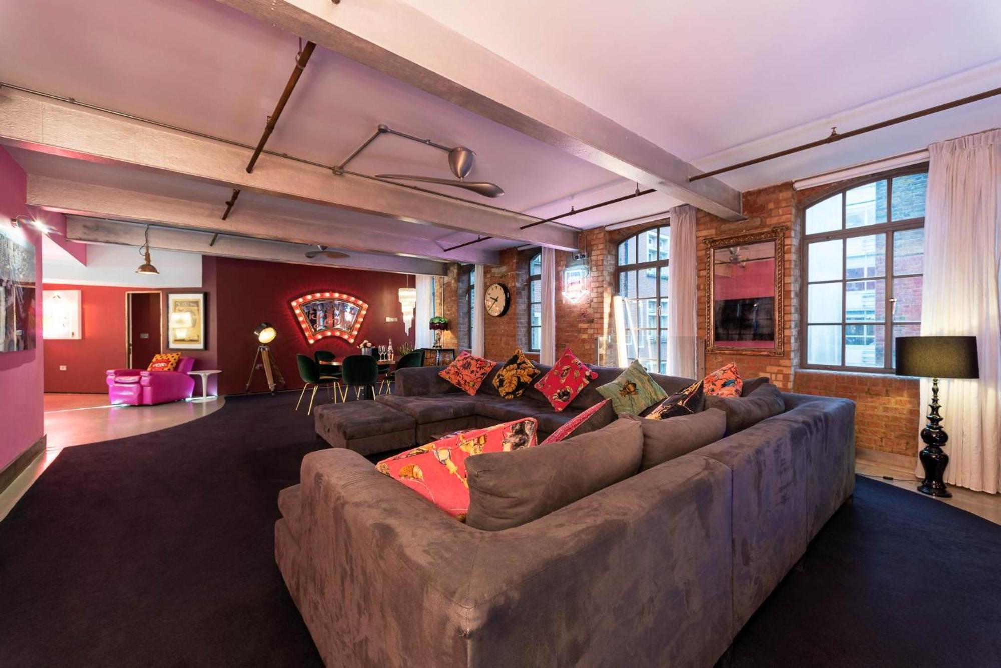Amazingly Luxurious Loft Apartment, Soho - 3 Bedrooms, 2 Bath & Office London Exteriör bild