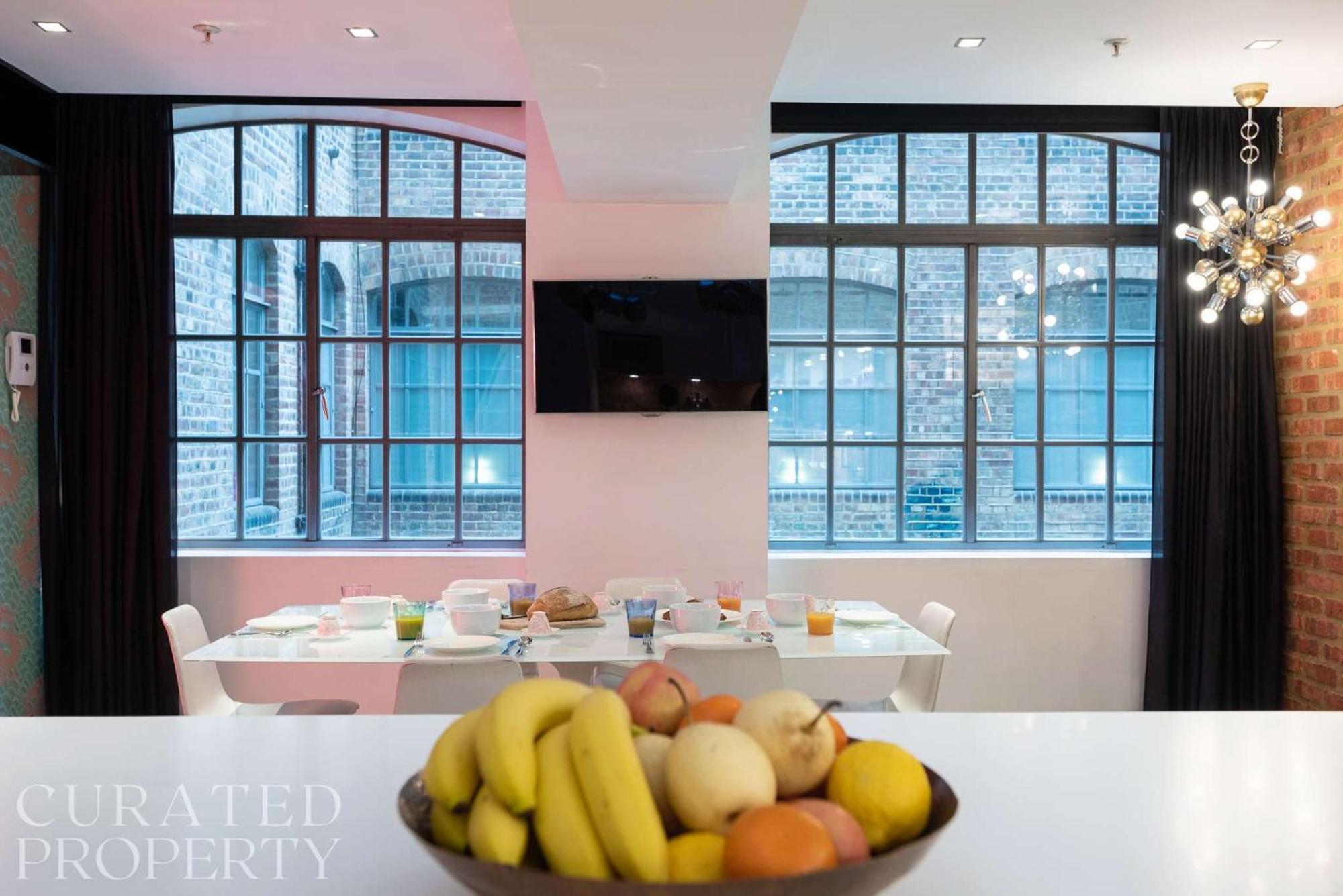 Amazingly Luxurious Loft Apartment, Soho - 3 Bedrooms, 2 Bath & Office London Exteriör bild