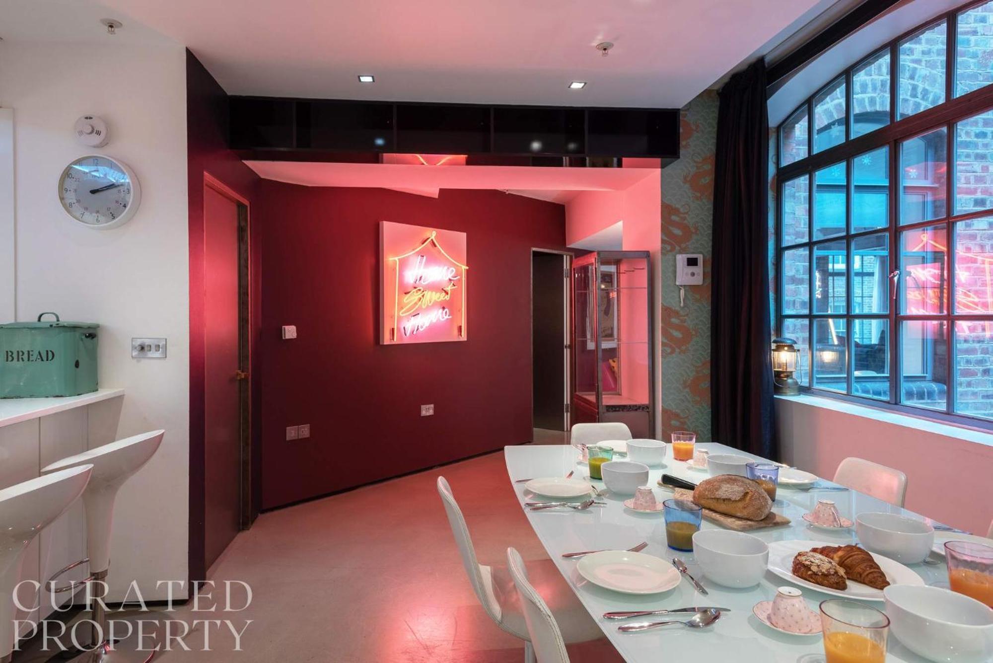 Amazingly Luxurious Loft Apartment, Soho - 3 Bedrooms, 2 Bath & Office London Exteriör bild