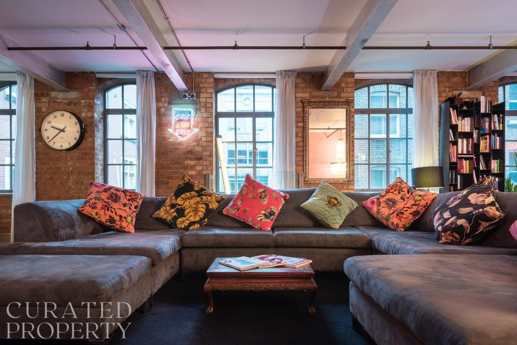 Amazingly Luxurious Loft Apartment, Soho - 3 Bedrooms, 2 Bath & Office London Exteriör bild